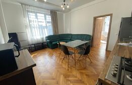 Apartament cu 4 camere, decomandat, 113mp, zona Piata Unirii