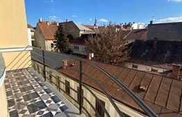 Apartament cu 4 camere, decomandat, 113mp, zona Piata Unirii