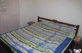 De vanzare 4 camere, decomandat, zona benzinariei Mol! Garaj!