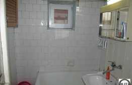 De vanzare 4 camere, decomandat, zona benzinariei Mol! Garaj!