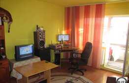 2 camere, 50 mp, decomandat, la 5 minute de IULIUS MALL! Loc parcare + Boxa!