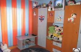 2 camere, 50 mp, decomandat, la 5 minute de IULIUS MALL! Loc parcare + Boxa!