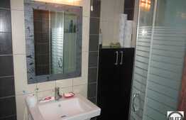 De vanzare 2 camere, 46 mp utili, zona Clujana! Loc de parcare!