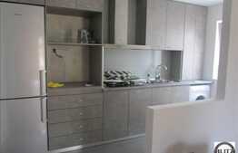 Inchiriere 3 camere, zona Florilor, etaj intermediar, mobilat si utilat!