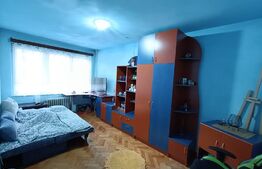Apartament 3 camere semidecomandat, 69 mp, etaj intermediar, zona Hotel Royal!