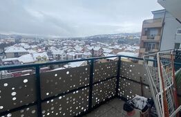 Apartament cu 2 camere, parcare, terasa, zona Oasului 