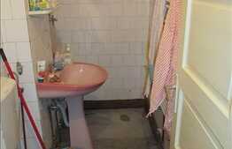 Vanzare 1 camera, decomandat, 30 mp utili, parcare, zona strazii Horea!