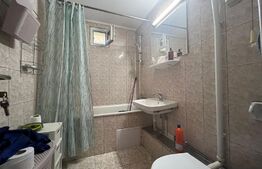 Apartament de 3 camere, decomandat, parcare, zona Sigma
