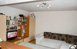 Apartament modern in vila! Priveliste deosebita! Acces la piscina!