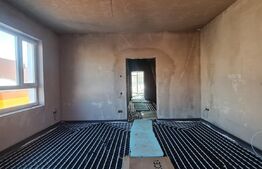 Casa cuplata, 5 camere, garaj , 291 mp teren, zona Sigma