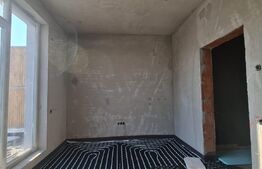 Casa cuplata, 5 camere, garaj , 291 mp teren, zona Sigma