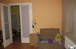 3 camere, 58 mp, cu gradina de 40 mp si boxa la subsol, zona Tabacarilor!