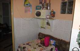 3 camere, 58 mp, cu gradina de 40 mp si boxa la subsol, zona Tabacarilor!