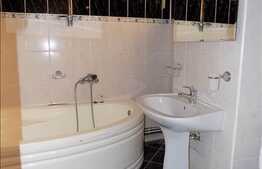 3 camere, 74 mp, decomandat, mobilat dragut, zona Aurel Vlaicu