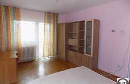 3 camere, 74 mp, decomandat, mobilat dragut, zona Aurel Vlaicu