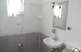 De inchiriat 3 camere decomandate, 73 mp utili, loc parcare, A.C.