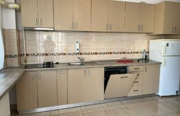 Apartament 3 camere, 68 mp, parcare, zona Florilor