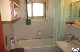 Apartament 3 camere, 64,8 mp utili, boxa, decomandat, zona strazii Oltului