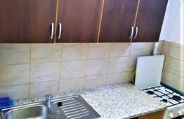 Garsoniera, 30 mp, decomandata, etaj intermediar, zona Detunata