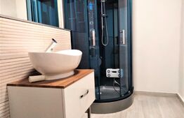 Apartament cu 3 camere, 55 mp, modern, parcare, zona Centrala