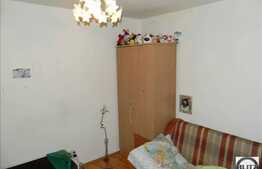 Vanzare 3 camere, decomandat, 65 mp, cu boxa la subsol, zona Expo Transilvania