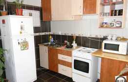 Vanzare 2 camere, etaj intermediar, zona Sesul de Sus, parcare inclusa