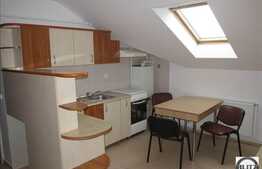 Apartament 3 camere, 82 mp, decomandat, parcare, zona strazii Fagului