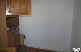 De vanzare, 2 camere, etaj intermediar, decomandat, zona strazii Teleorman!