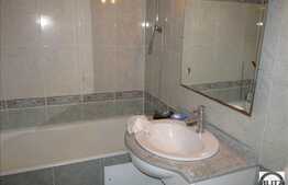 De vanzare, 2 camere, etaj intermediar, decomandat, zona strazii Teleorman!