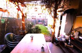 Apartament 3 camere 74 mp, 2 parcari, gradina de 80 mp, zona Eroilor