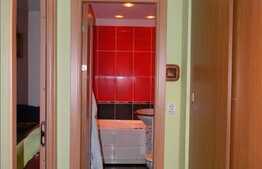 Vanzare 3 camere, decomandat, 65 mp, boxa la subsol, zona strazii Primaverii!