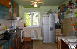 Vanzare 3 camere, decomandat, 65 mp, boxa la subsol, zona strazii Primaverii!