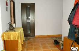 Vanzare 2 camere, 63 mp utili, zona Florilor, etaj intermediar, loc parcare!