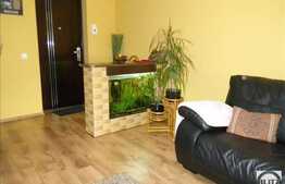 2 camere, 62 mp, partial mobilat, finisaje moderne, zona Sub Cetate, parcare!