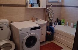 Apartament de 2 camere mobilat, etajul 1, parcare, zona Eroilor