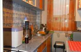 Apartament 3 camere, 52 mp utili, semidecomandat, zona strazii Primaverii