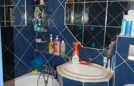 Apartament 3 camere, 52 mp utili, semidecomandat, zona strazii Primaverii