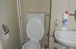 Vanzare 2 camere, 53 mp utili, balcon, etaj intermediar, zona strazii Mehedinti!