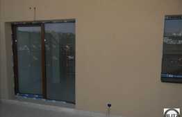 1 camera, 37 mp, decomandat, 20 mp TERASA! Zona Campului! Parcare! Semifinisat!