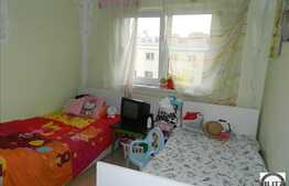Vanzare 3 camere, decomandat, 64 mp, 1 garaj, zona Piata Ion Mester!