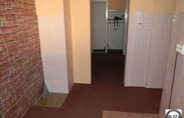 Vanzare apartament 2 camere, 50 mp utili, garaj, imobil izolat exterior!