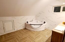 Apartament 3 camere, 102mp, 2 niveluri, 2 parcari, zona Parcului Poligon