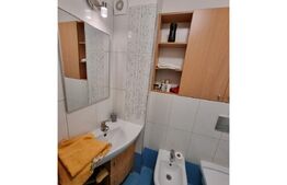 Apartament 4 camere, 96.6mp, 2 balcoane, parcare, zona Restaurantului Regal