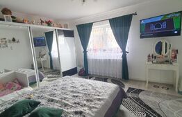 2 apartamente la cheie, 100 mp utili, 320 mp teren, Dambu Rotund