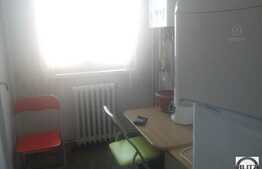 Vanzare apartament 2 camere, 50 mp utili, decomandat, zona Piata Cipariu!