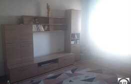 Vanzare apartament 2 camere, 50 mp utili, decomandat, zona Piata Cipariu!