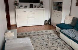 Apartament structură deosebită, zonă liniștită, decomandat, 4 camere, etaj 2/6, cartier Noua