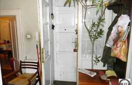 4 camere, 104 mp in imobil tip casa