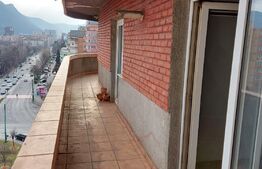 Apartament spatios, 4 camere, 93 mp, zona Garii, cu o terasa de 20mp.