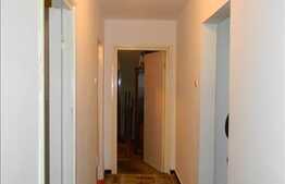 4 camere, 76.4 mp, decomandat, zona strazii Primaverii! Boxa pentru depozitare!